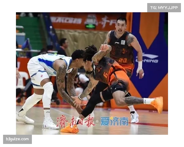 山东高速对阵青岛崂山啤酒近期交锋占优 主场85比76成功完成复仇 山东高速对阵青岛崂山啤酒近期交锋占优 主场85比76成功完成复仇